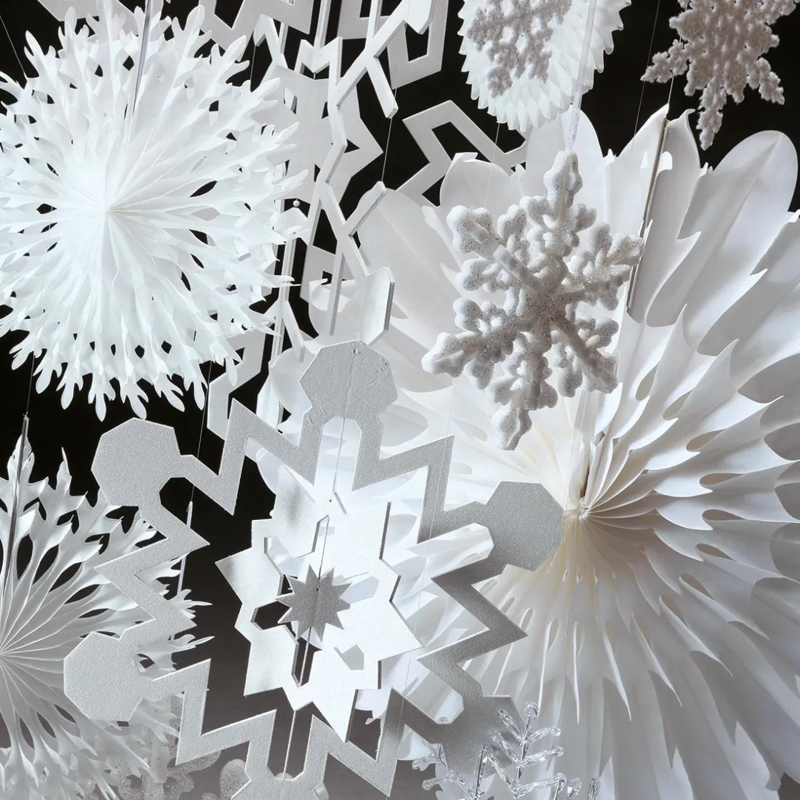 DecoWoerner Decoración Temática|Decoración De Invierno>Abanico Decorativo 50cmØ Papel Copo De Nieve B1