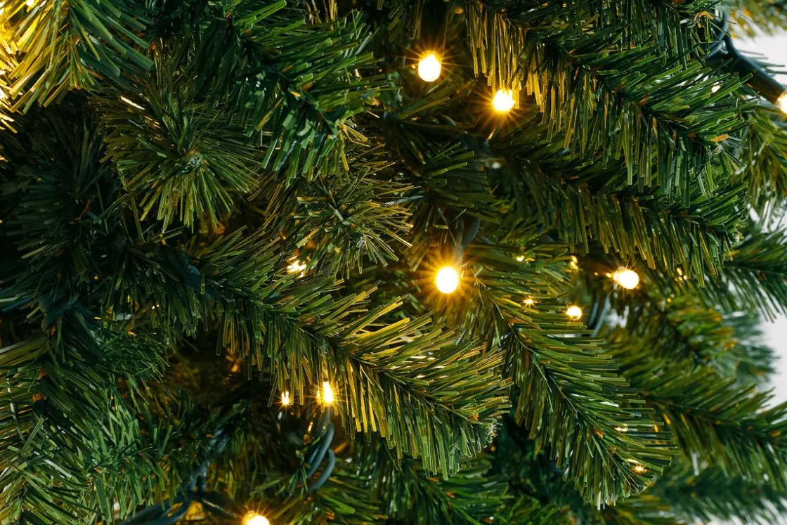 DecoWoerner Árboles De Navidad Artificiales>Abeto Artificial Esbelto Con LED 150 Cm
