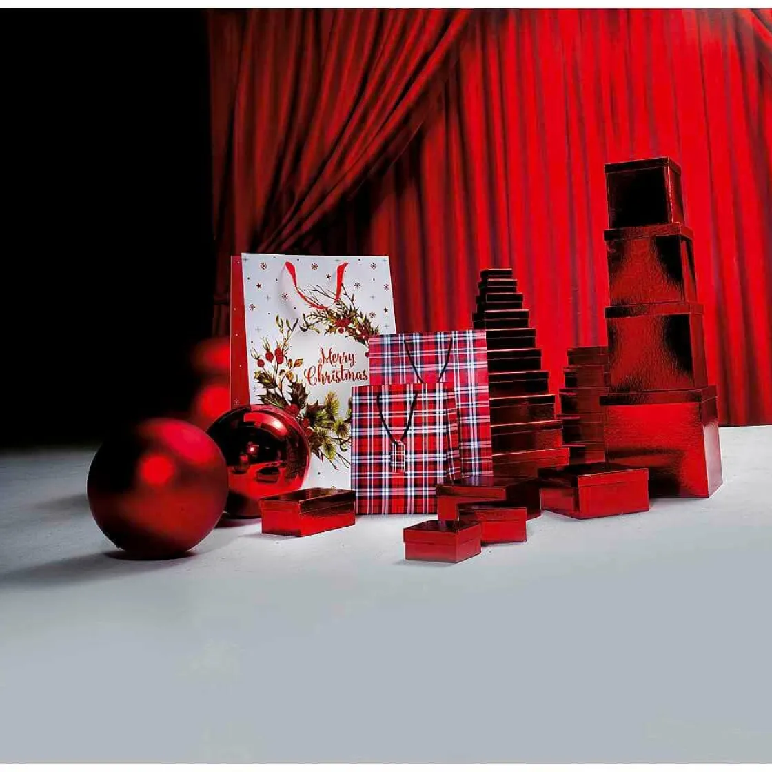 DecoWoerner Bolas De Navidad>Bola De Navidad XXL Roja Brillante, 30 Cm