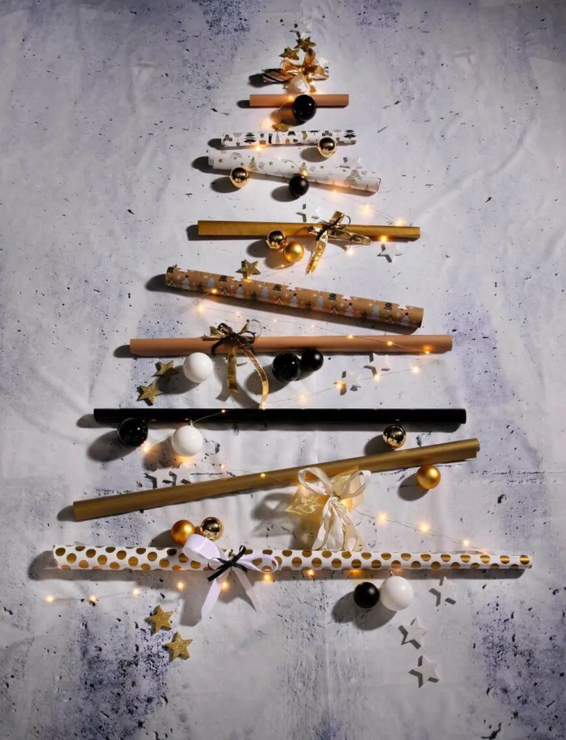 DecoWoerner Luces De Navidad>Cadena De Luces LED Con Alambre Con Baterías Para Exteriores, 100 LED, 10 M