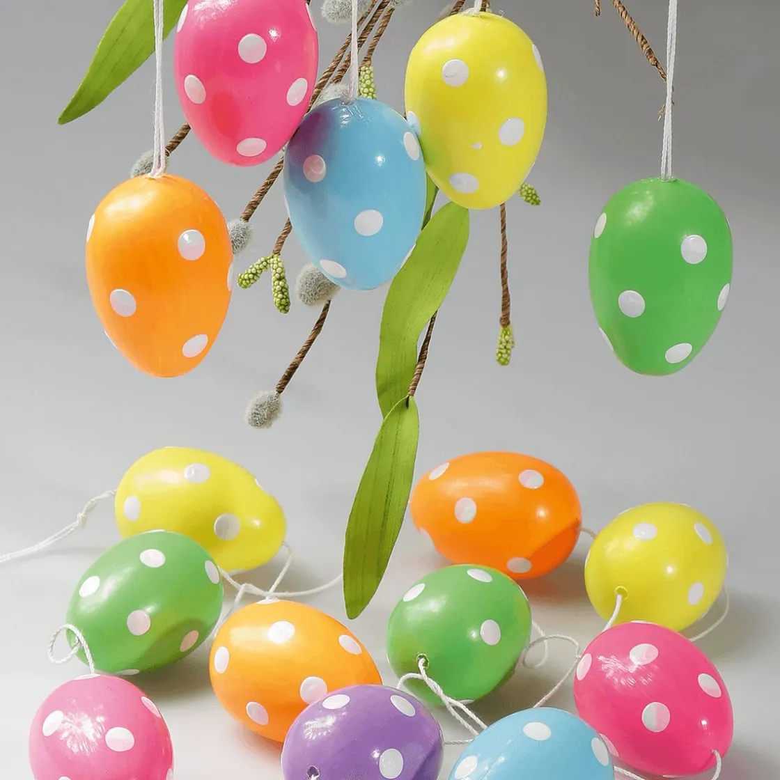DecoWoerner Decoración De Pascua>Cadena Decorativa Con Huevos De Pascua Con Puntos 160 Cm