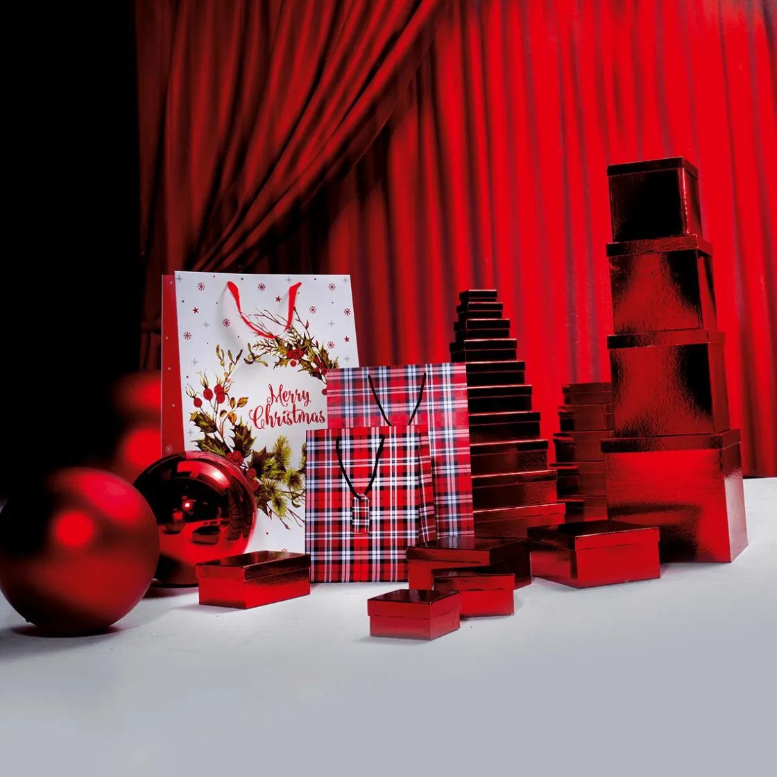 DecoWoerner Cajas De Regalo>Cajas De Cartón De Regalo Metálicas, Rojas, 5 Piezas