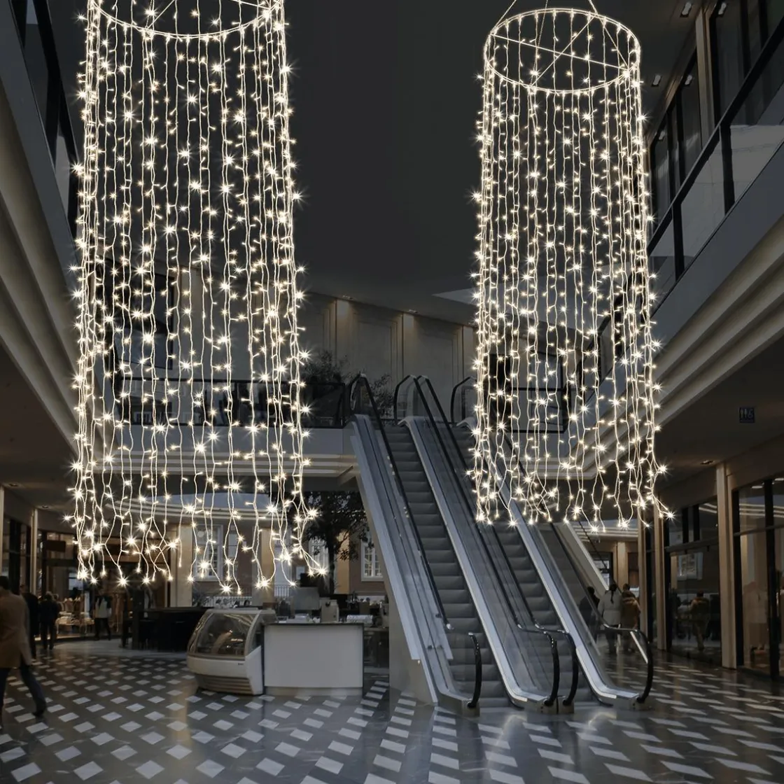 DecoWoerner Luces De Navidad>Colgante De Cadenas De Luces LED 24V Para Interiores, 720 LED, 300 X 100 Cm