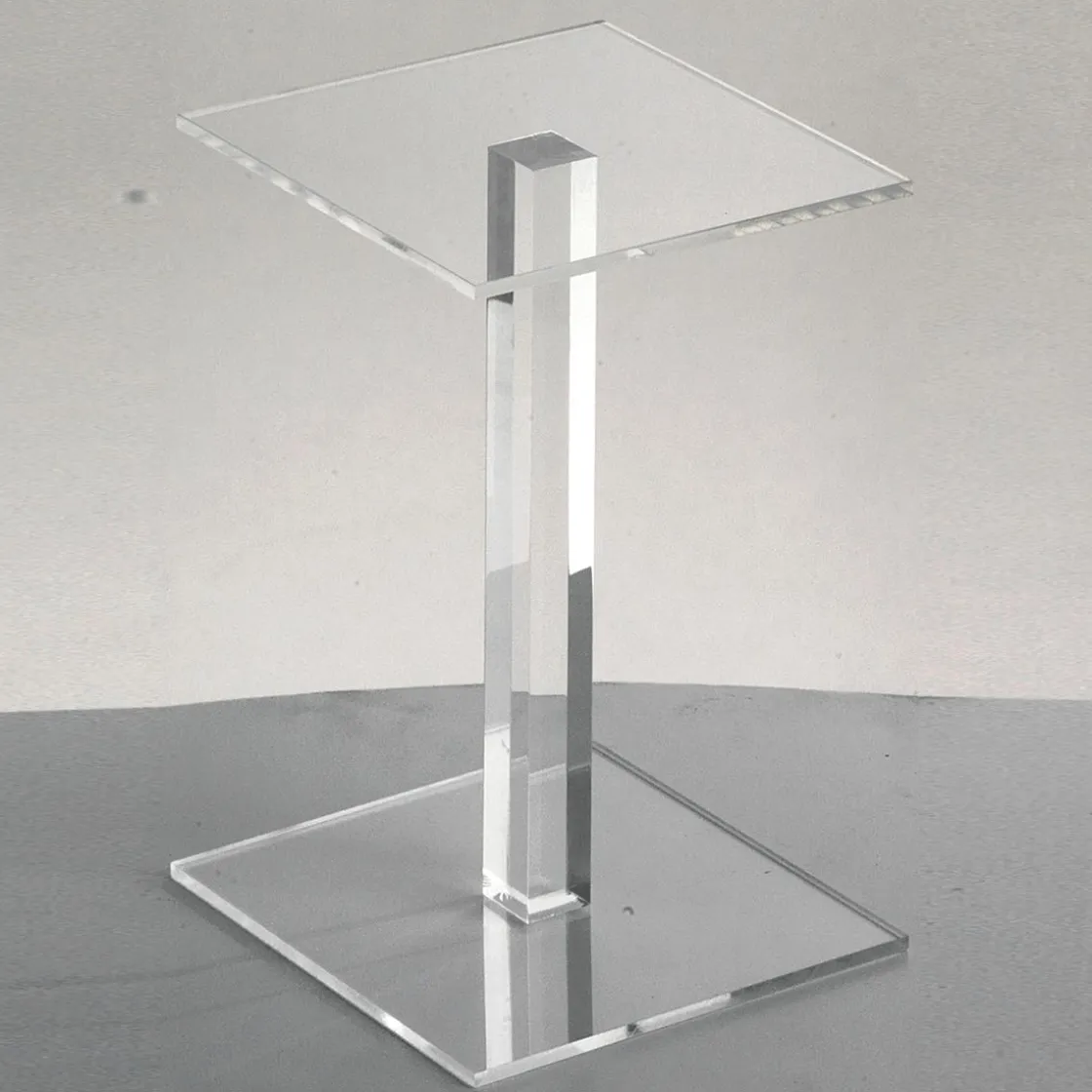 DecoWoerner Expositores Para Tiendas>Columna Cuadrada De Acrílico Altura 15 Cm