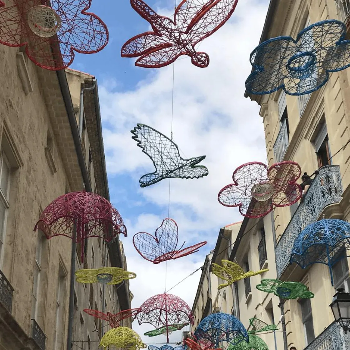 DecoWoerner Decoración De Verano|Decoración De Primavera>Flor 2D De Malla De Fibra 80 Cm