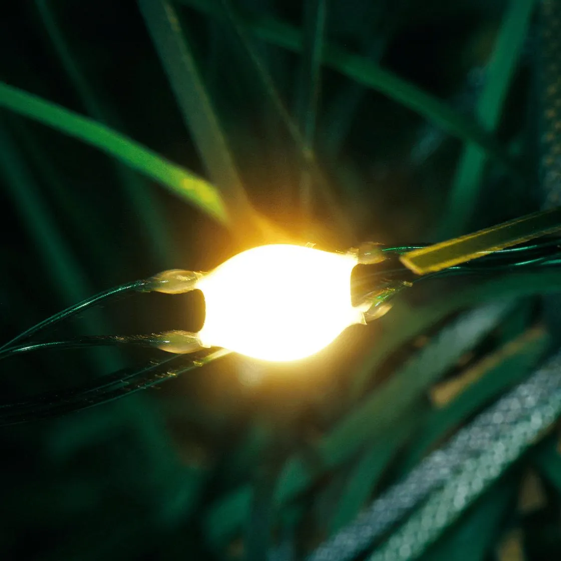 DecoWoerner Guirnaldas De Navidad>Guirnalda De Abeto Deluxe 270 Cm Con 200LEDs, 25 Cm Ø