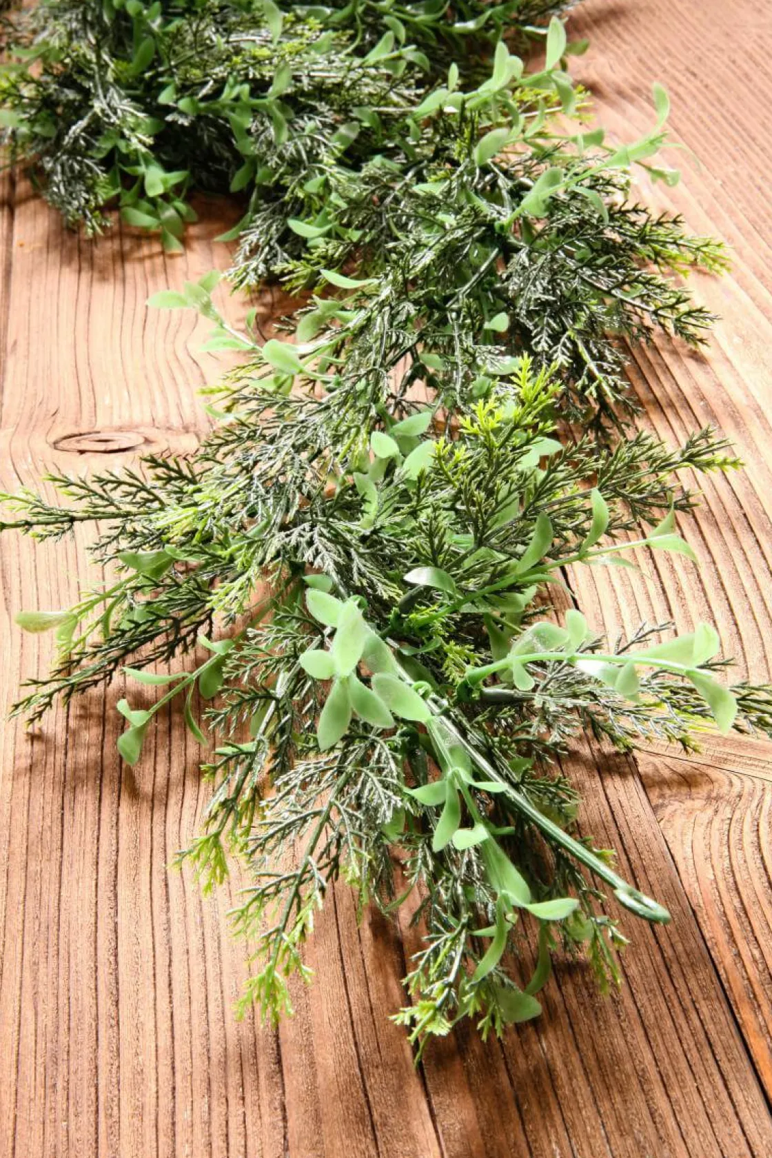 DecoWoerner Guirnaldas Y Vides>Guirnalda De Ciprés Y Boje, Longitud: 170 Cm