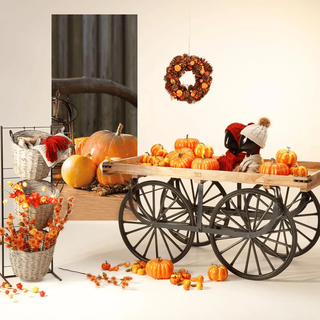 DecoWoerner Decoración De Otoño>Guirnalda De Conos Otoñales Naranja 38 Cm Ø