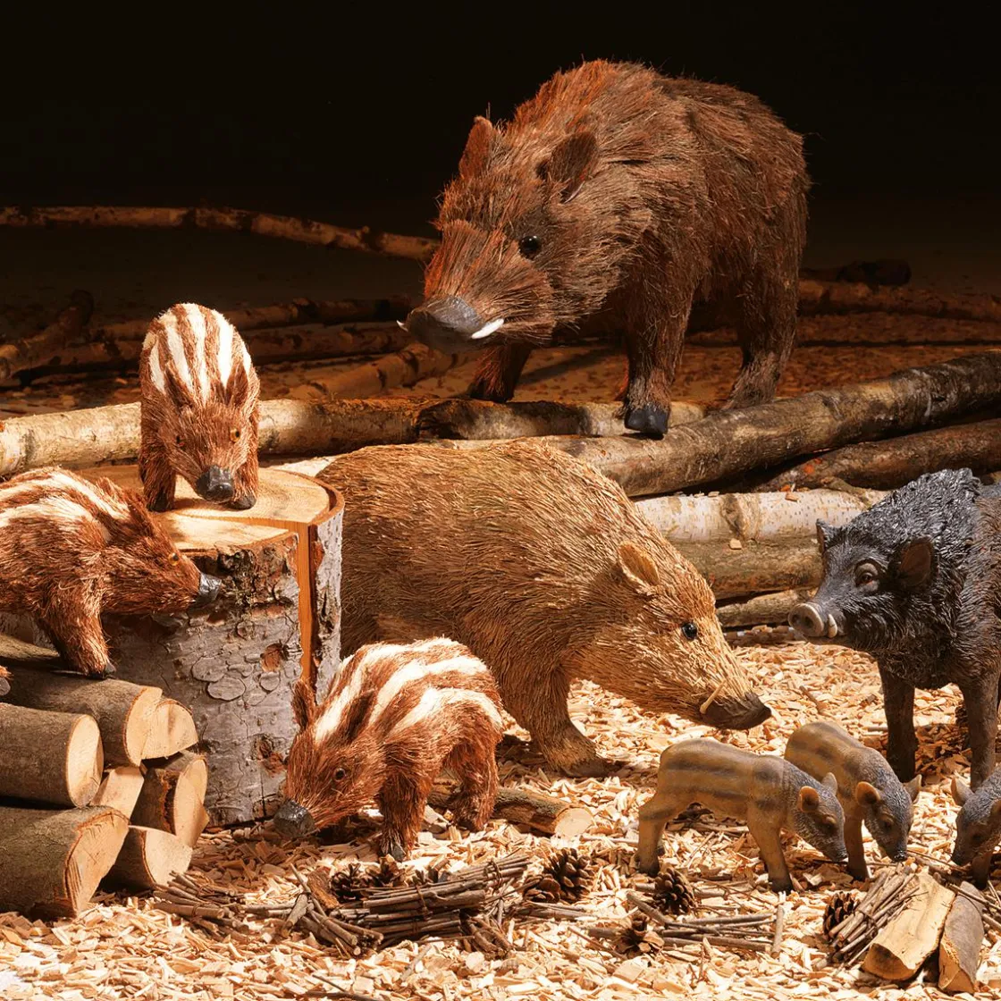 DecoWoerner Decoración De Animales|Decoración De Otoño>Jabato Decorativo Longitud 25 Cm