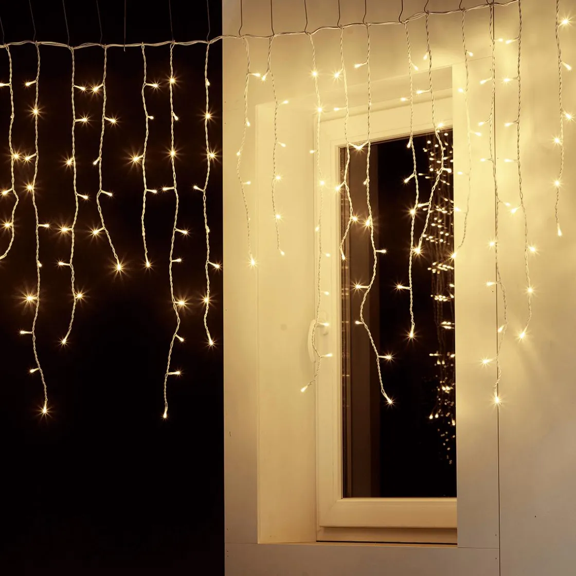 DecoWoerner Luces De Navidad>Luz Icicle Light LED Para Uso Profesional Sistema IP20, 228 LED, 300 X 100 Cm, Sin Cable
