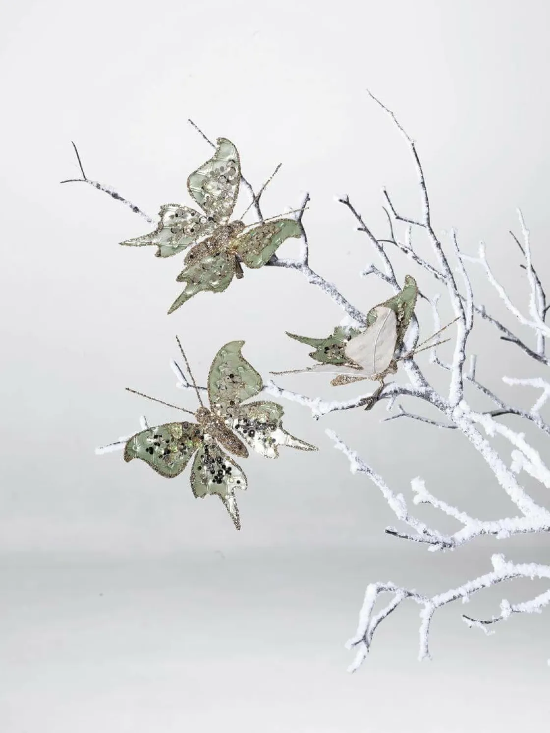 DecoWoerner Decoración De Animales|Decoración De Primavera>Mariposa Con Clip, 13 Cm, 3 Piezas, Salvia
