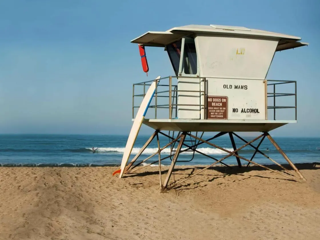 DecoWoerner Pancartas De Verano|Bandera Xxl>Pancarta De Lona XXL "Torre De Salvamento En La Playa" De Lona De Camión Ignífuga 250 X 330 Cm