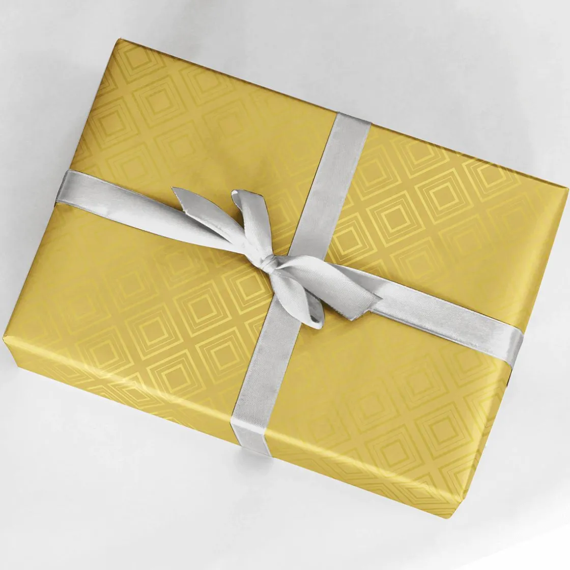 DecoWoerner Papel De Regalo|Go Green - Envoltorio Para Regalo Ecológico>Papel De Regalo Dorado Sostenible Con Motivos Geométricos Brillantes - Bobina De Papel De Regalo De 50 M