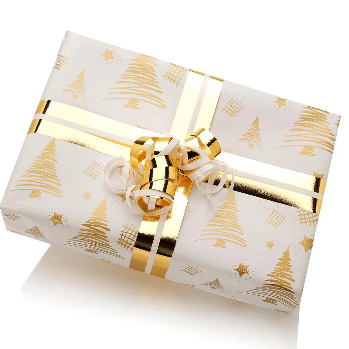 DecoWoerner Papel De Regalo|Go Green - Envoltorio Para Regalo Ecológico>Papel De Regalo Navideño Sostenible De Doble Cara Con Abetos Y Estrellas En Dorado - Bobina De Papel De Regalo De 50 M