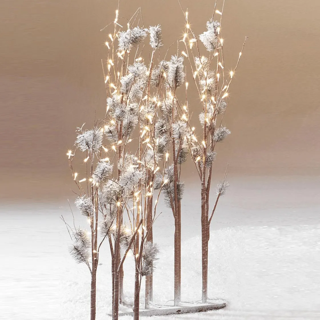 DecoWoerner Decoración De Invierno|Árboles Artificiales>Pino Con Ramas De Luz LED, LED Cálido, 130 Cm