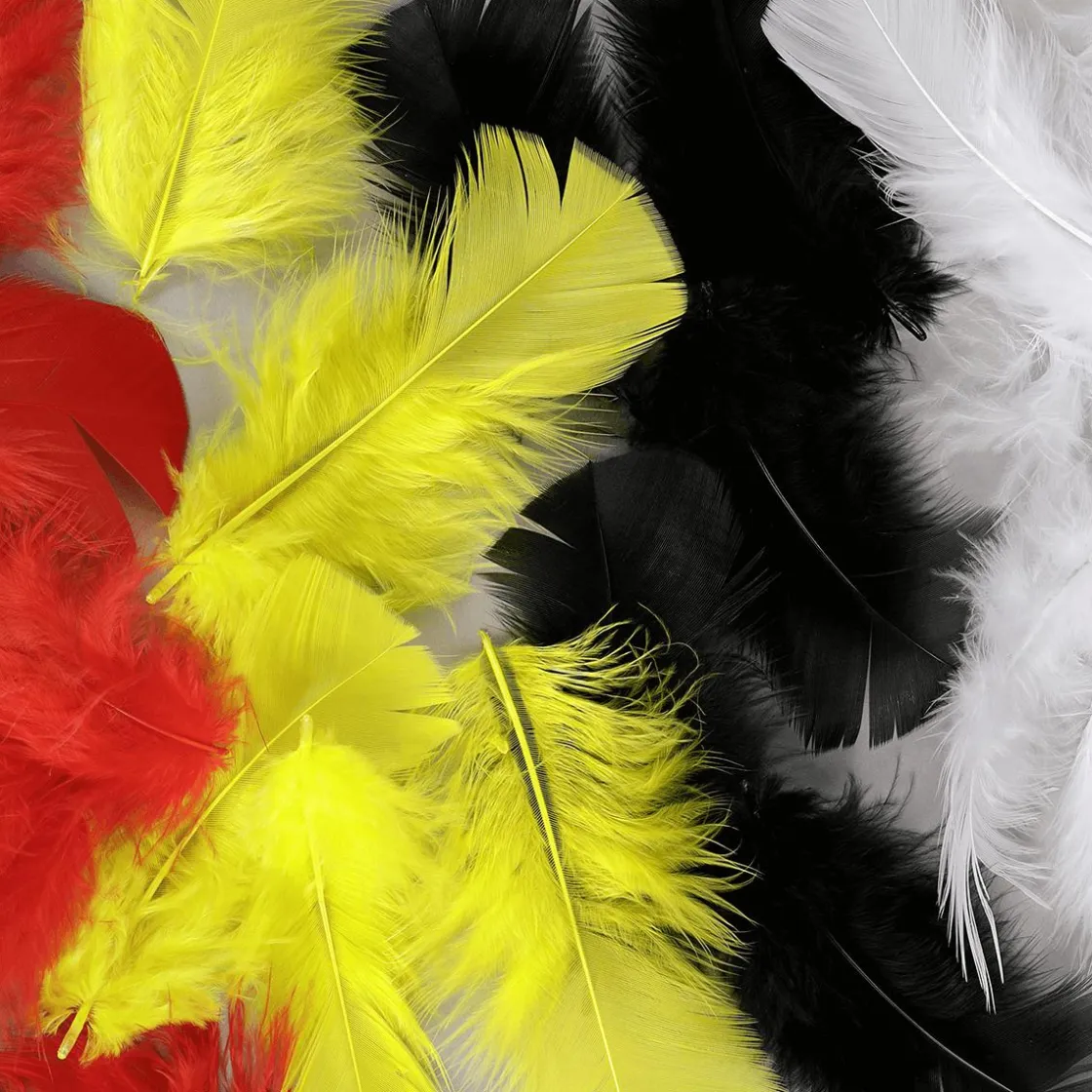 DecoWoerner Decoración Dispersa|Decoración De Pascua>Plumas Decorativas Amarillas, 20 G