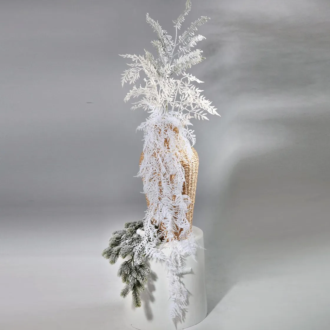 DecoWoerner Ramas Y Ramitas|Árboles De Mesa Y Ramas De Abeto>Rama De Abeto Artificial Con Nieve, Longitud 110 Cm
