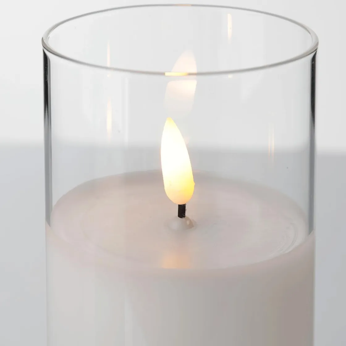DecoWoerner Figuras De Navidad>Vela De Cera LED En Vidrio Transparente 7,5 X 12,5 Cm